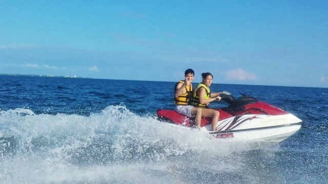  Motos de agua en preja 